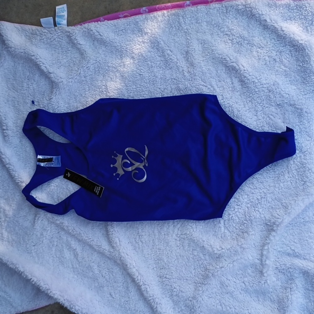 Woman woman's one piece bathing suit 431